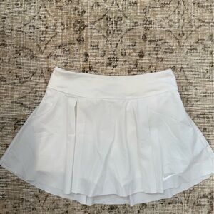 Nike White Pleated tennis Skirt